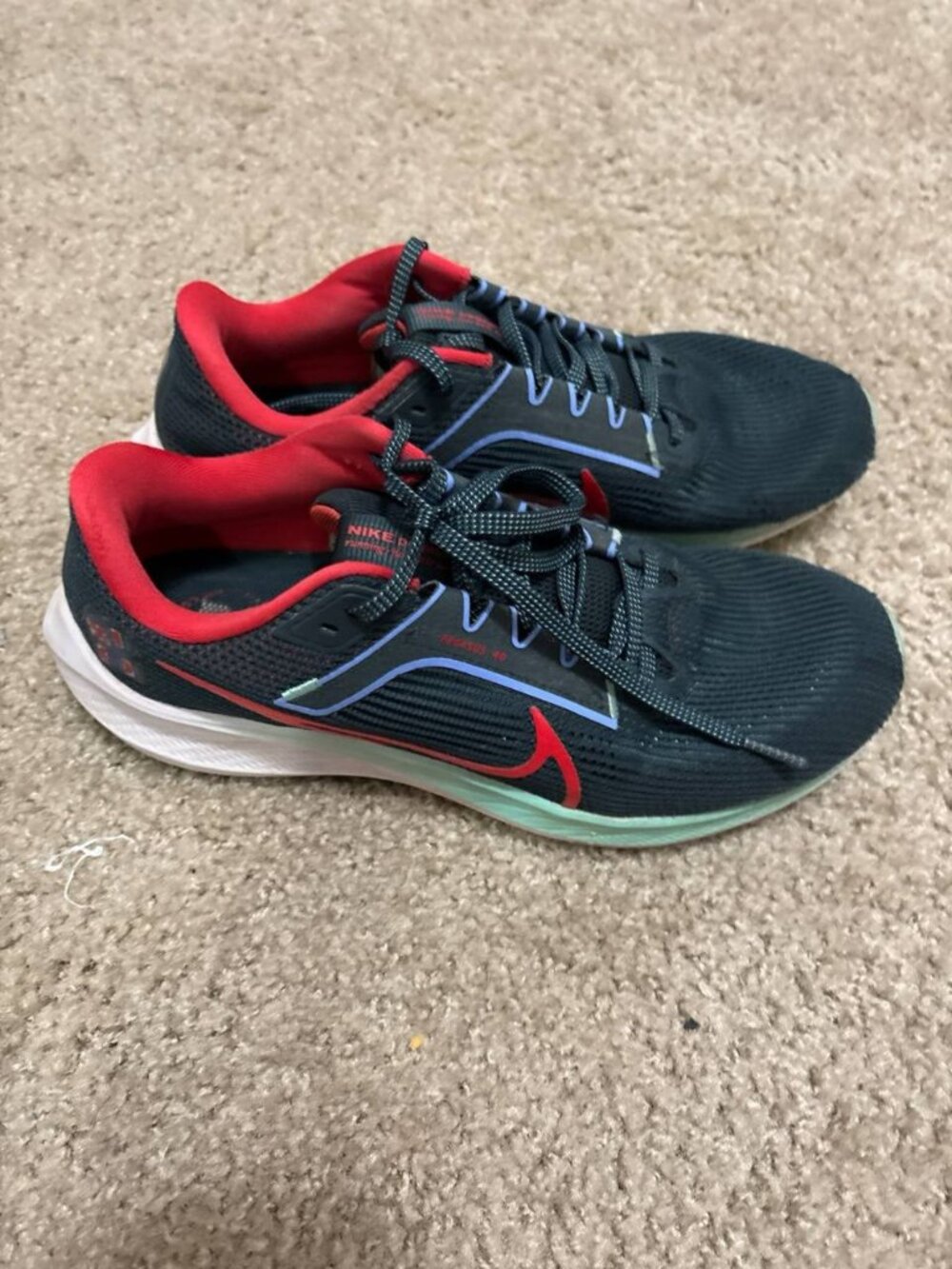 Nike Air Zoom Pegasus 40 Chicago Men's US 9 EU 42.5 Black Red Used Running